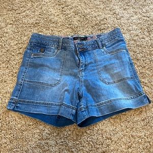 One5one Jean shorts with double buttons